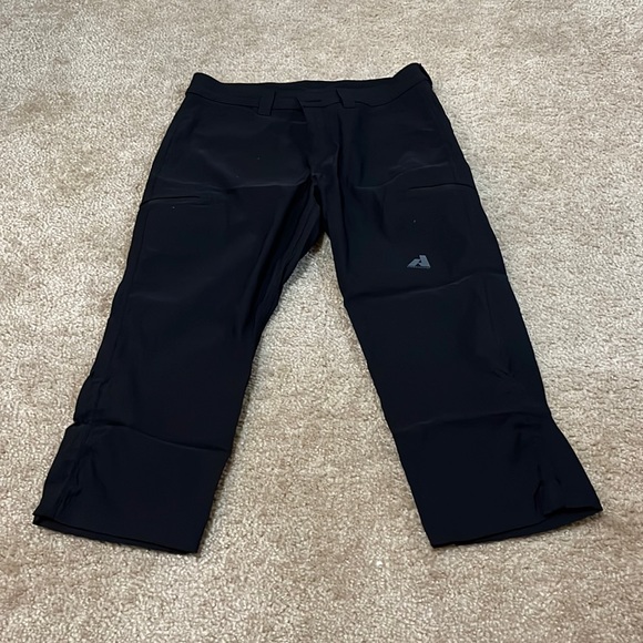 Eddie Bauer Pants - Eddie Bauer Guide Pro Capris Hiking Pants